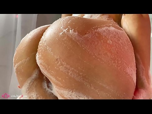 ❤️ Brunette dushda kuchli orgazm uchun vibrator bilan mushukni onanizm qiladi ☑ Sluts uz.centr-klassiki.ru ️❤